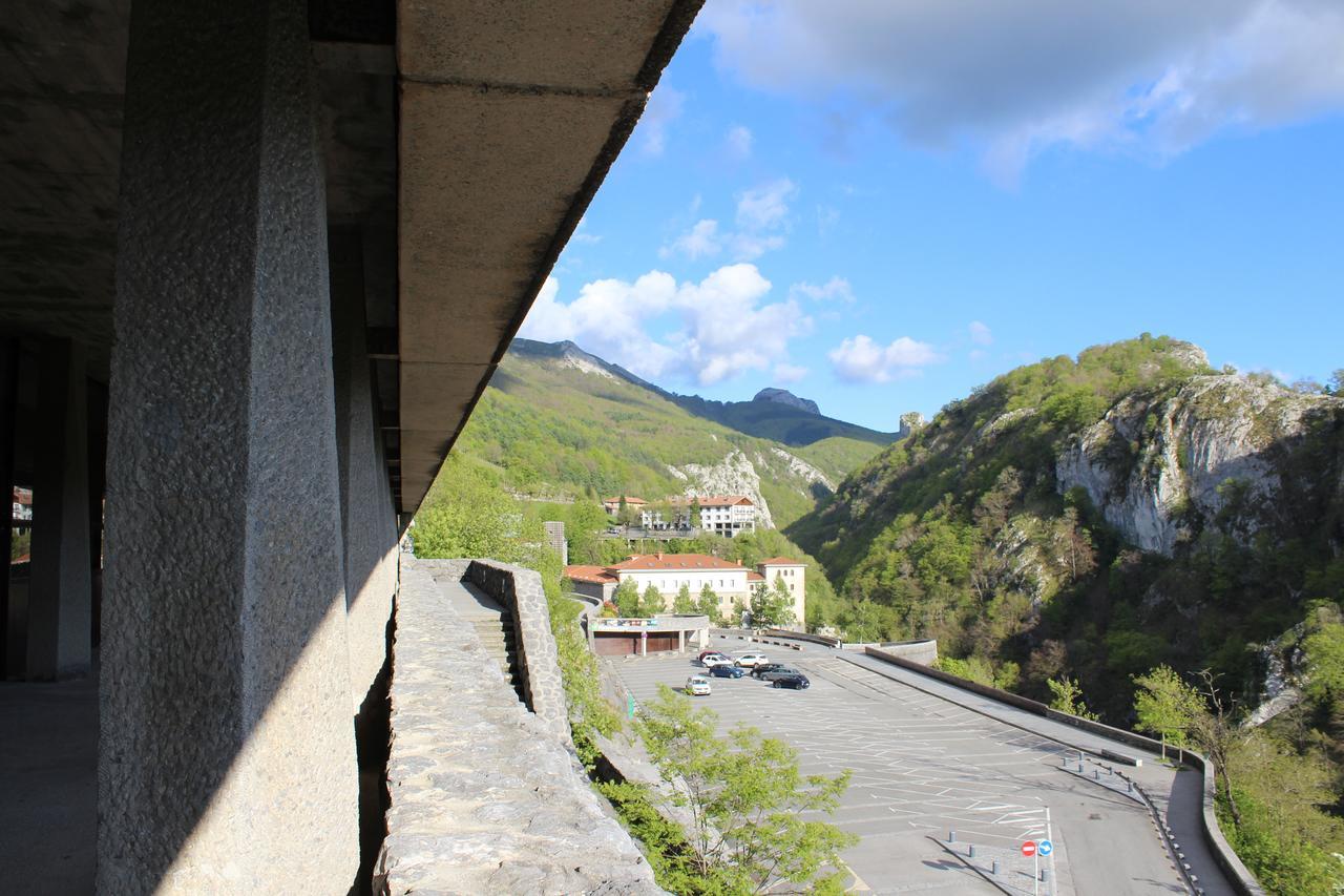 Hostel Arantzazu Aterpetxea Oñate Exteriér fotografie